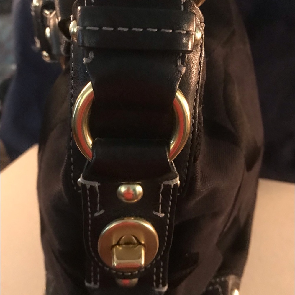 Coach black bag - Picture 3 of 7
